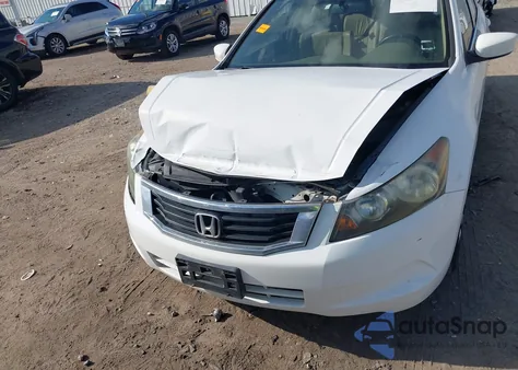 2009 Honda Accord 2.4 Ex-L из США, поврежденный, VIN 1HGCP26889A136872